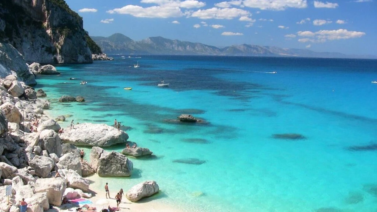 Cala Gonone Apartment | SARDINIA SEA HOLIDAYS AND FREE CLIMBING