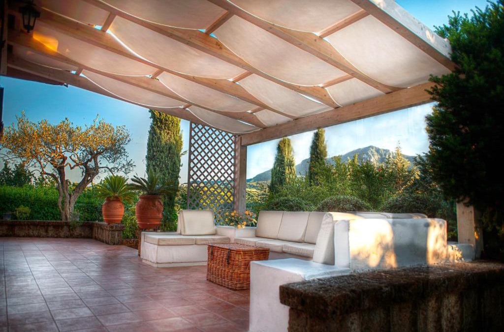 Luogosano Villa | Sarkeep