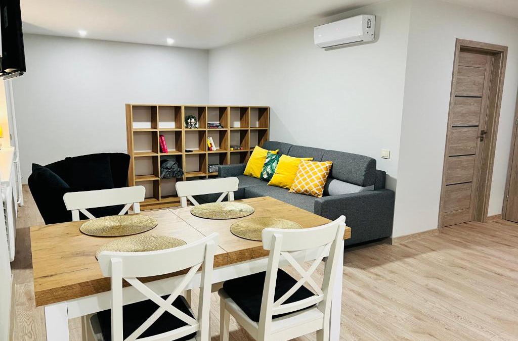Trakai Apartment | Saulėti apartamentai Trakuose/Sunny apartment in Trakai