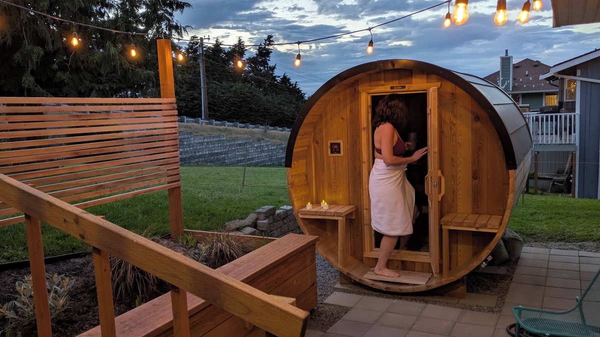 Oak Harbor House | Sauna, Beach, Sunset, Game Room, Peace and Quiet, Fun!