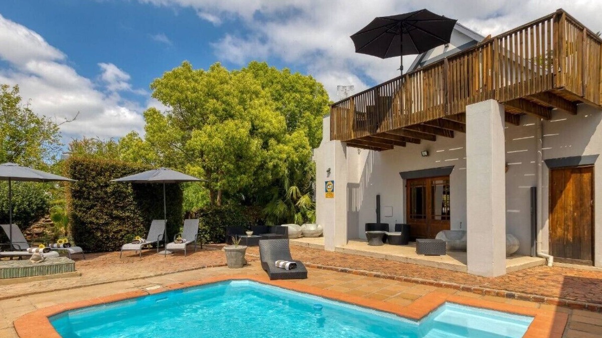 Drakenstein Bed & Breakfast | Sauvignon Country Lodge