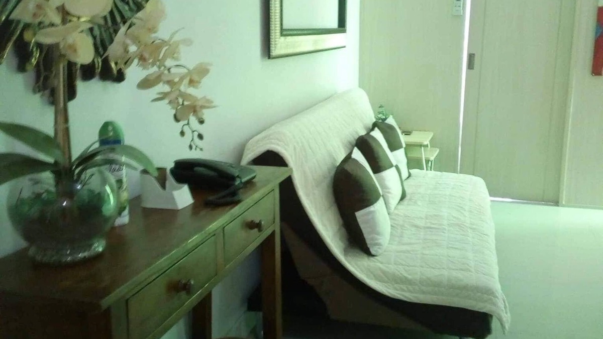 Santo Cristo Condo | Save Money 2 BR Condo Resort .Georgeous Cozy and Spacious