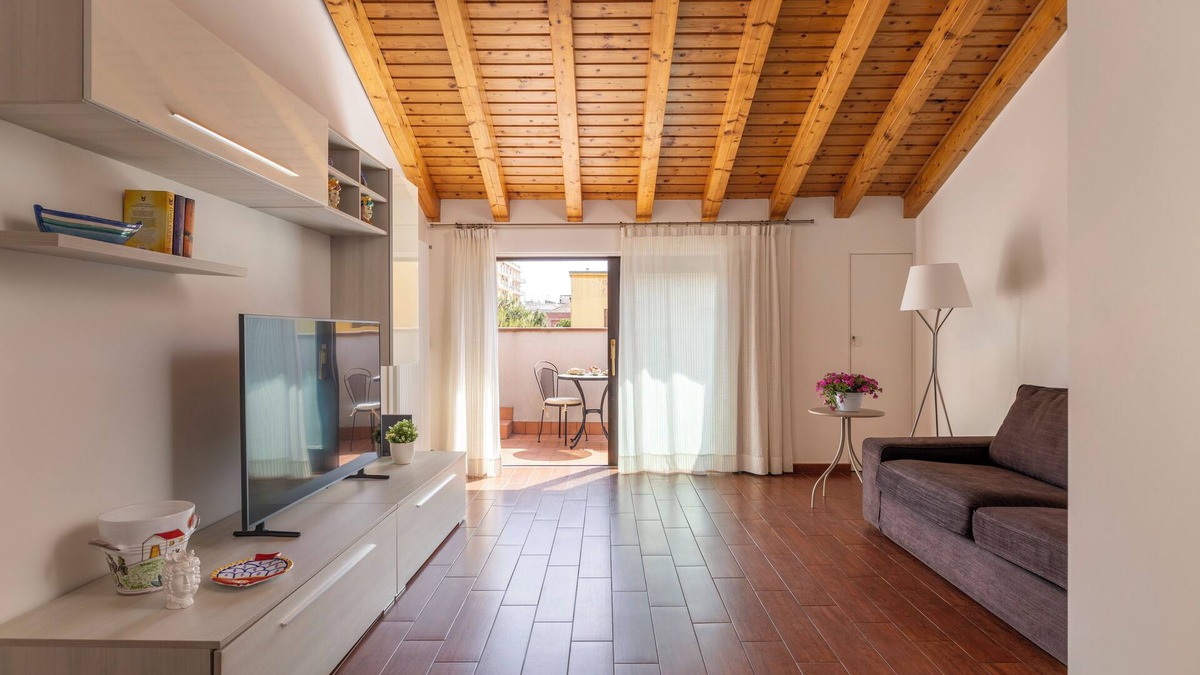 Acireale Apartment | SAVOIA 173 APARTMENT in the center with reserved parking, a few kilometers from the sea.
