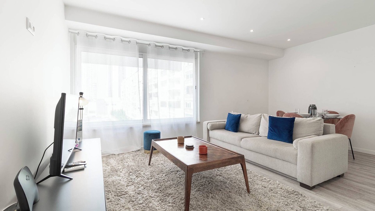 Sao Domingos de Benfica Apartment | Savory Brown Apartment, Sete Rios, Lisbon