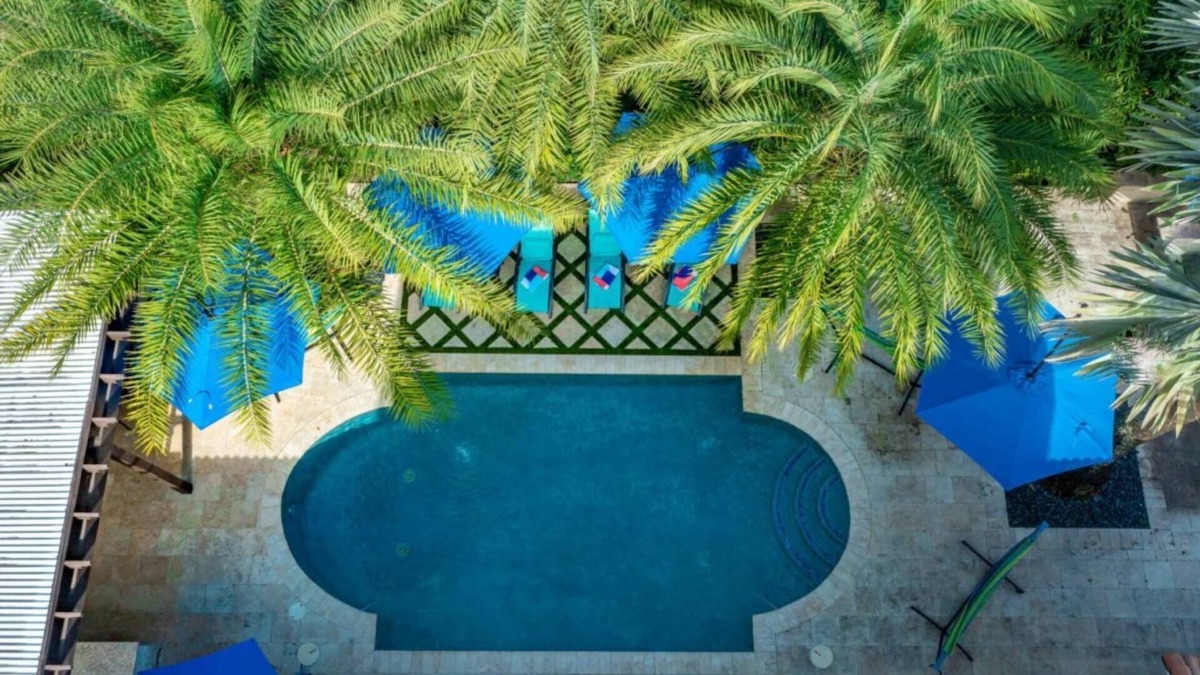 Plantation House | Sawgrass Estates Luxury Mansion 7 Bed | Basketball Court | Movie Theater | Game Room | Pool