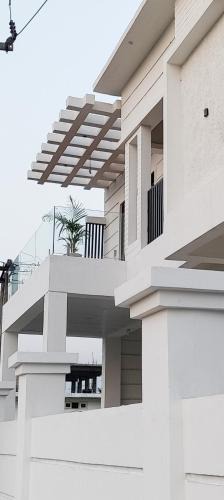 Balipara Apartment | Saya's Abode - Railview Suites
