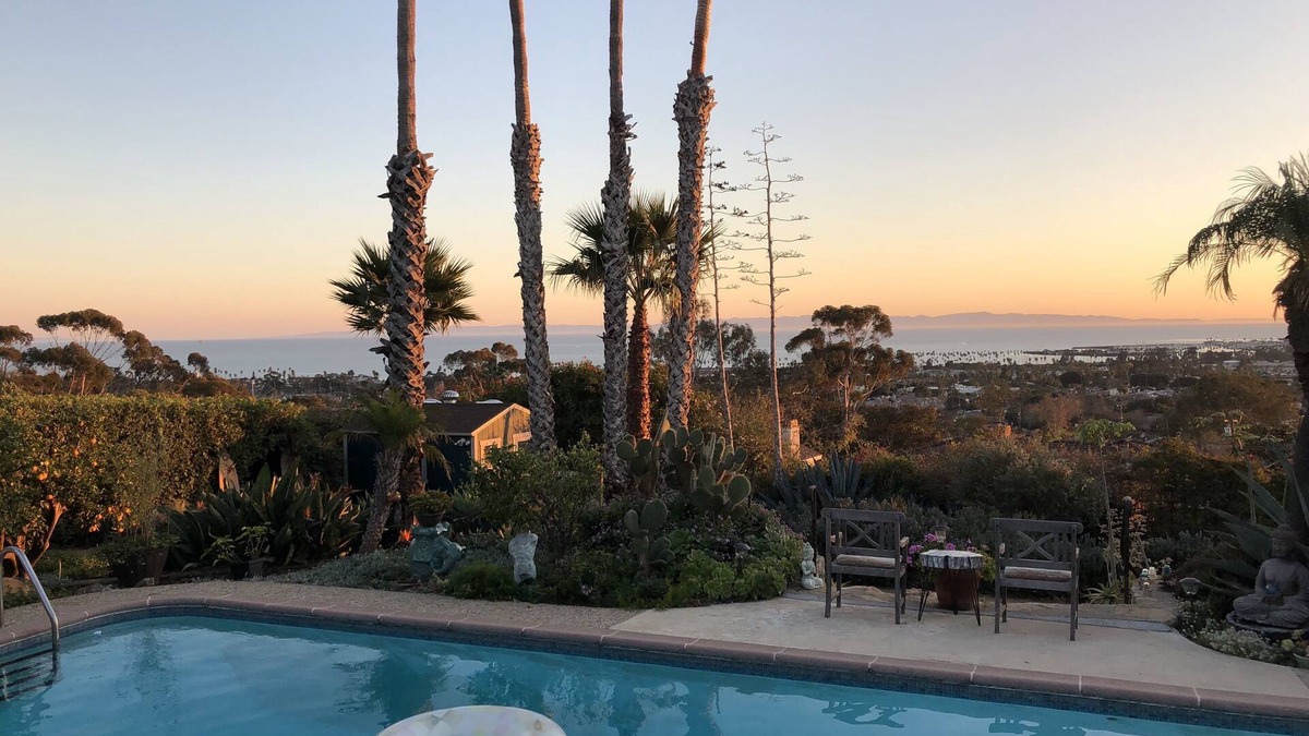 Eastside House | SB home.n Pool, hot tub. Gardens. Fab. Views. Privacy/Quiet property