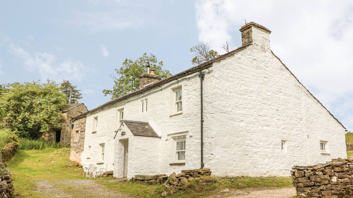 Sedbergh Cottage | SCALE GILL FOOT, pet friendly, character holiday cottage in Cowgill