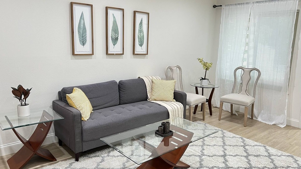 Sacramento House | Scandinavian Home 2B/2Ba Spacious Relaxed Charm