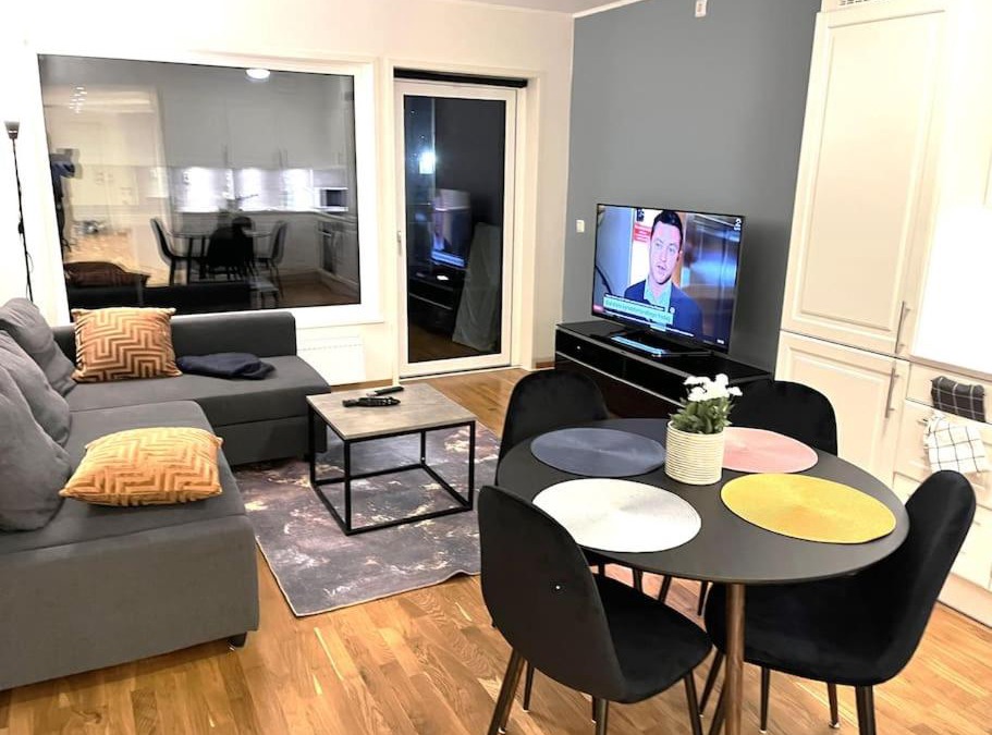 Skedsmo Municipality Apartment | Scandpoint Apartment Lillestrom -Cosy 3 rooms flat with Parking, EV Charger 18 min from Airport