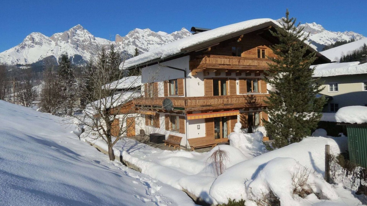 Maria Alm am Steinernen Meer Apartment | Scenic Apartment in Maria Alm near Ski Lift