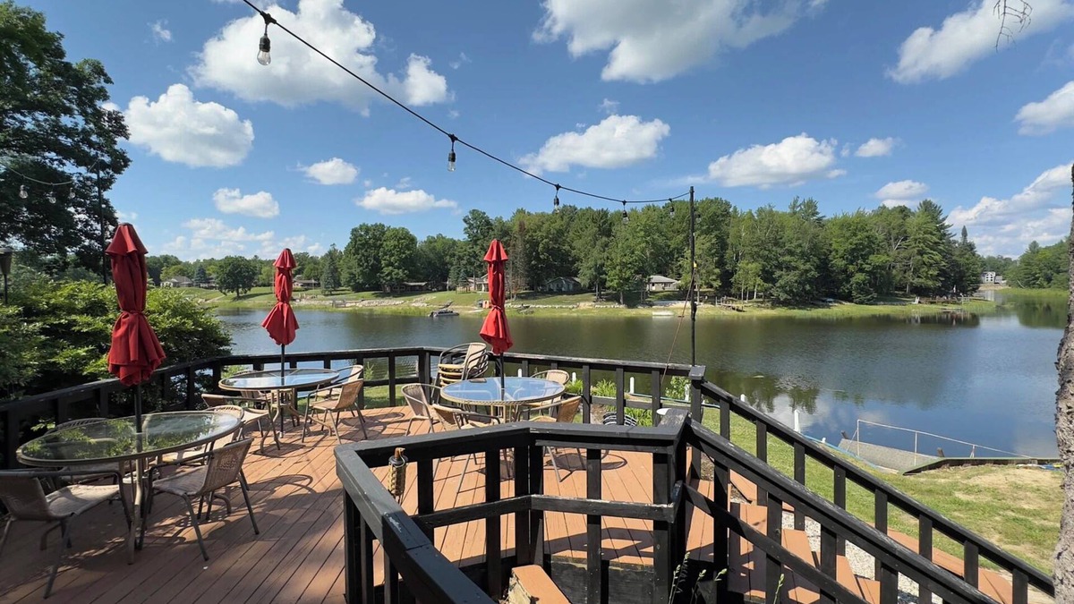 Alger House | Scenic Getaway: Motel with Easy Access to Nature Trails | Pets are Allowed