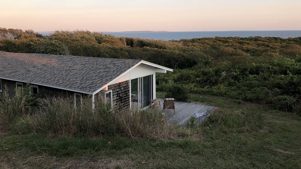 Gosnold Villa | Scenic, hip and remote compound on Cuttyhunk Island