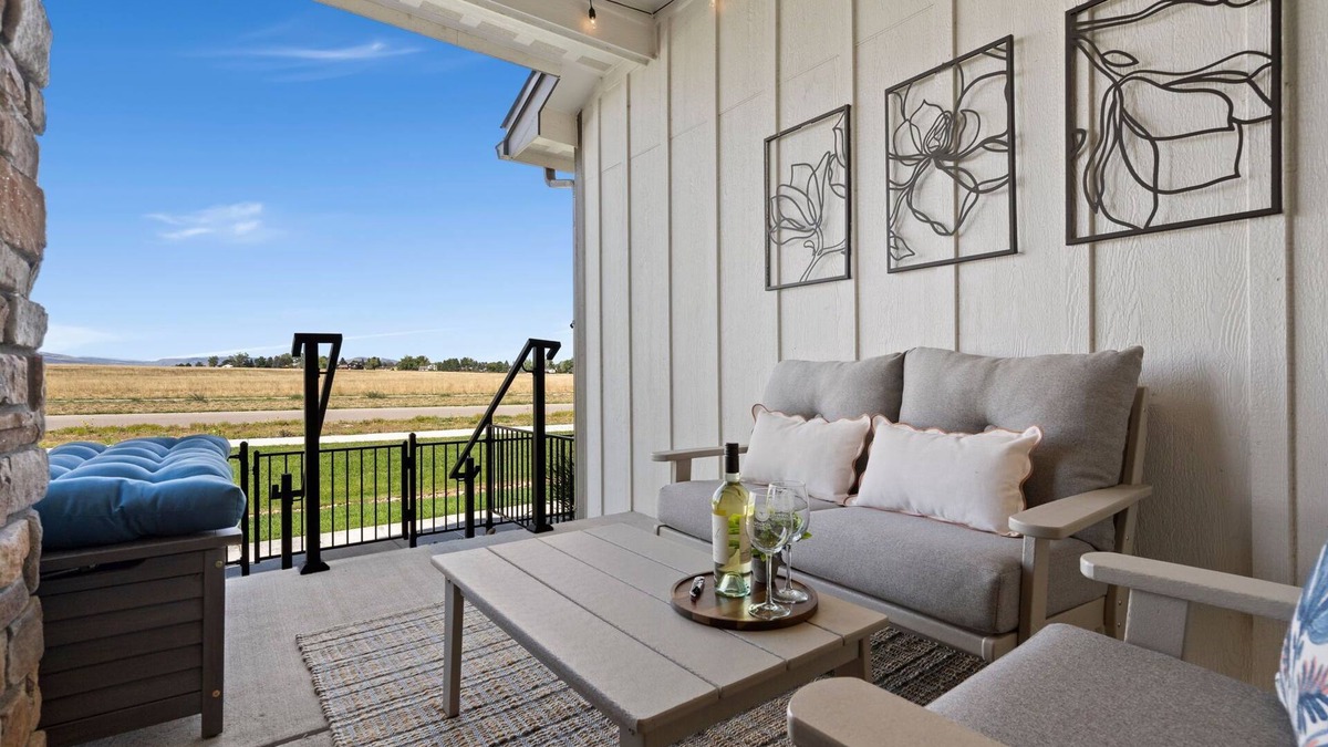 Loveland House | Scenic Mountain Retreat Golf, Pickleball, Relax