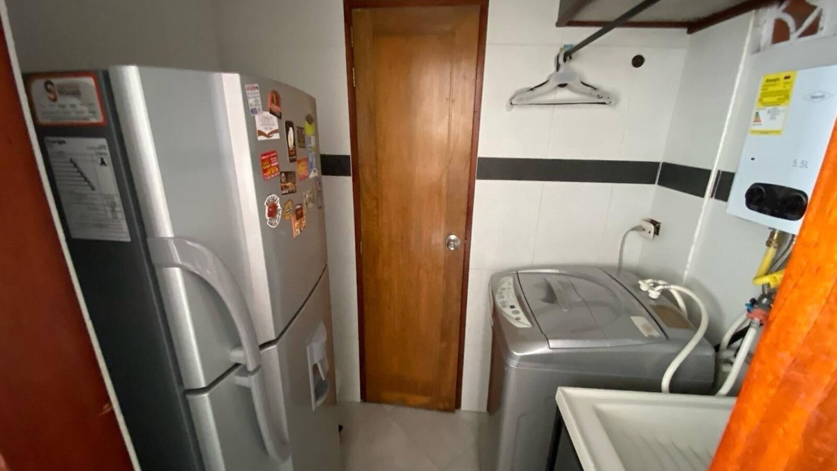 San Javier Condo | Scenic Overlooks, Quiet, 5 walk minutes to the train station and metro cable,