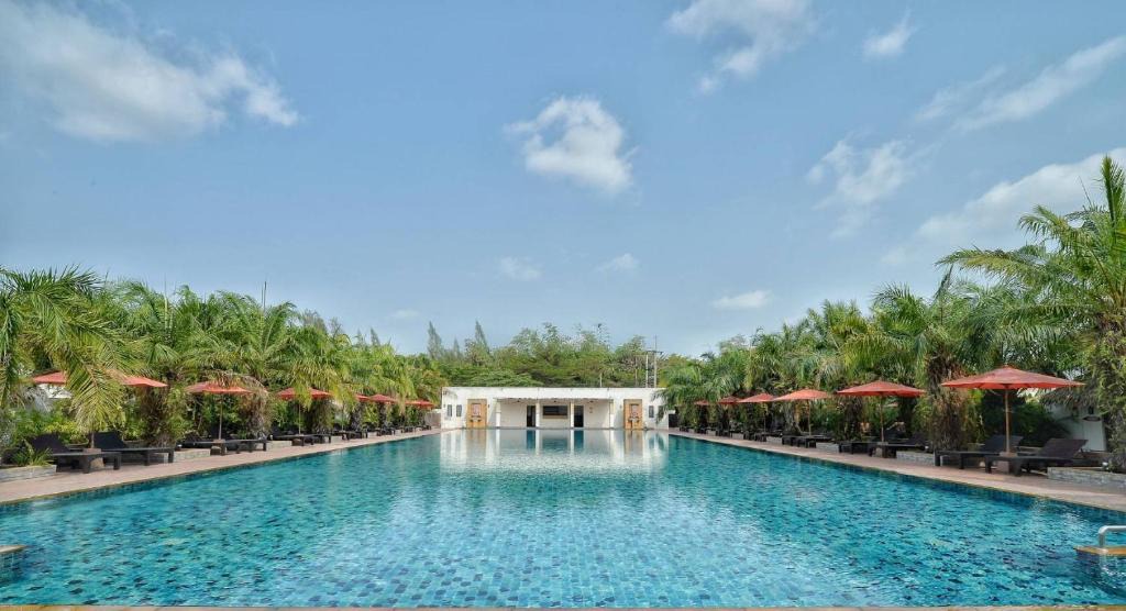 Huai Yai Hotel | Scenic Pool Villa and Resort Pattaya