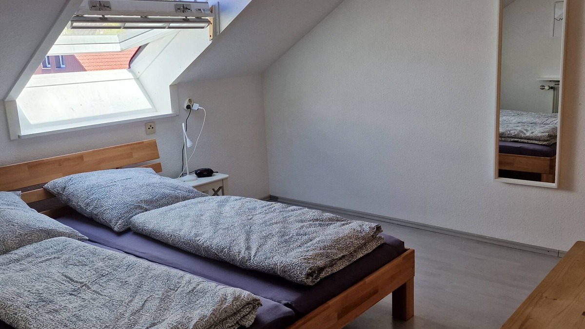 Konigstadten Apartment | Schöne 3 Zimmer Wohnung mit Klimaanlage, Zentral und Naturnah