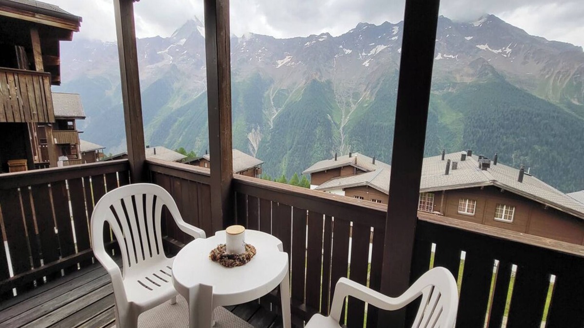 Wiler Apartment | Schöne Ferienwohnung auf der Lauchernalp - Welcome to Paradise!