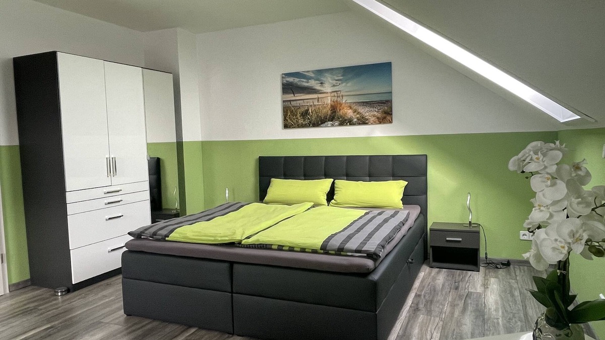 Werder Apartment | Schöne Ferienwohnung für 2 bis 6 Personen 80 qm