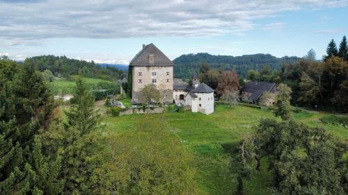 Moosburg Hotel | Schloss Moosburg Gästehaus