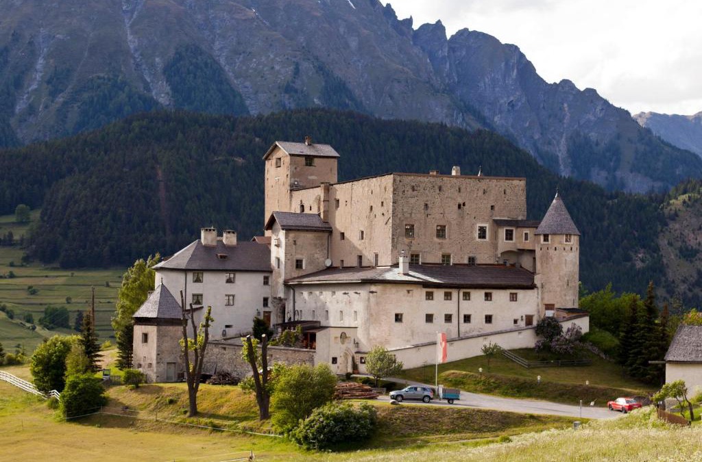 Nauders Apartment | Schloss Naudersberg