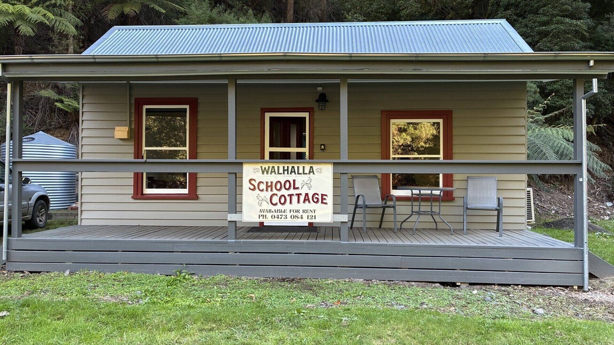 Walhalla Cottage | School cottage