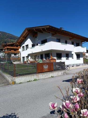 Zillertal Apartment | Schweinberger Sixtus