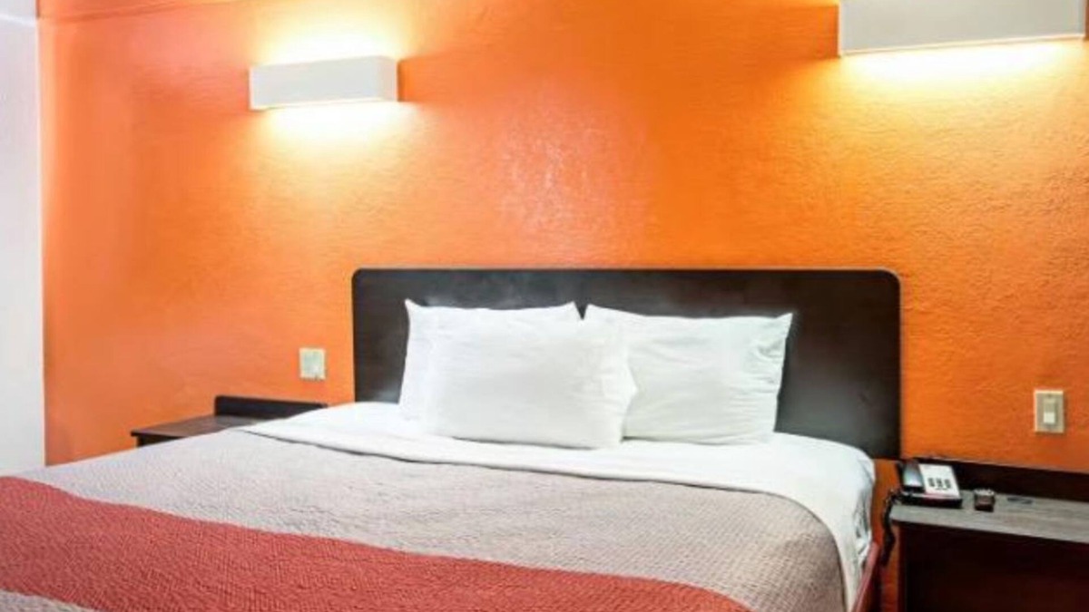 Texas City Hotel | Scottish Inns and Suites Texas City, TX