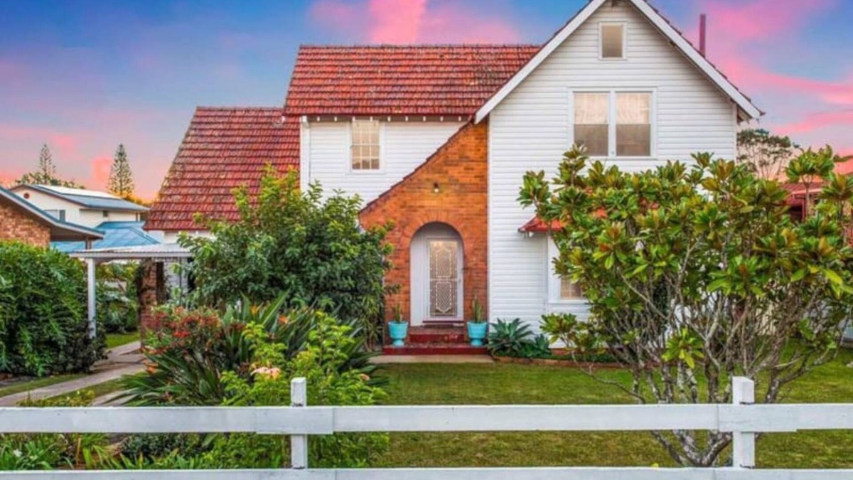 Scotts Head House | Scotts Cottage - The perfect Scotts Head escape