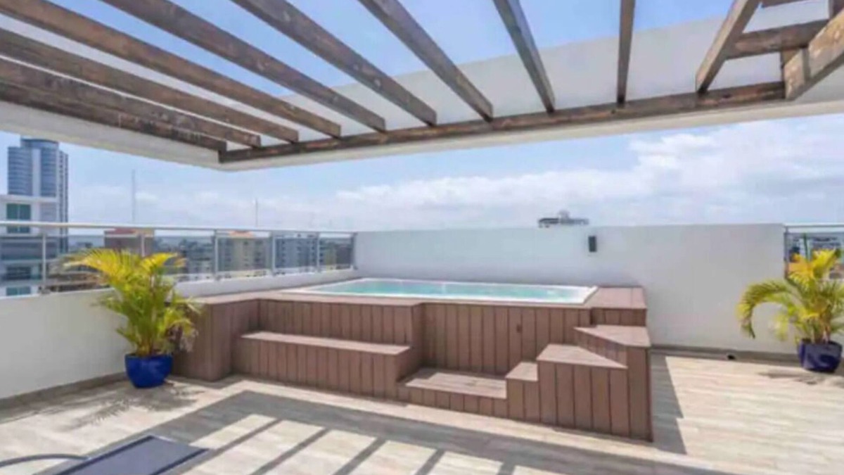 Ensanche Naco Apartment | SD 3BR Luxury Sunshine Apt 2 + Free Bonus