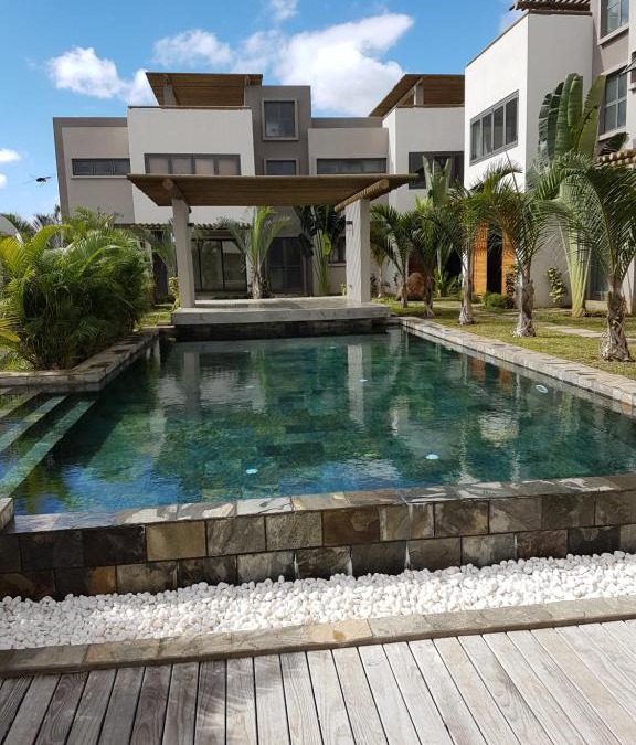Flic-en-Flac Apartment | Sea And Mountain View Apartment