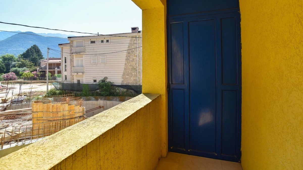 Zeljeznica Apartment | Sea and Nature View Flat w Balcony in Bar