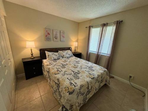 Palm Beach - West Palm Beach Apartment | Sea Breeze-2 BR Apartment- Centrally Located
