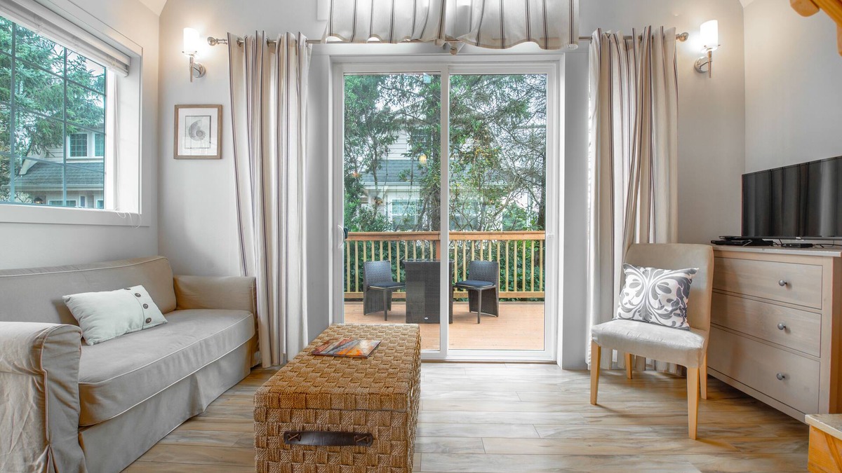 Ocean Shores Cottage | Sea Breeze Cottages