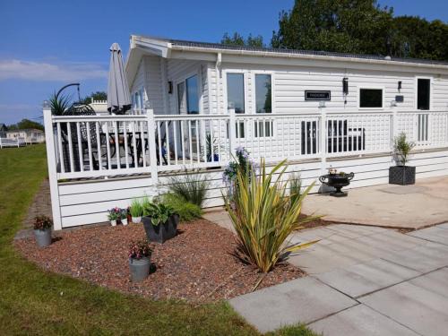 Skegness Other | Sea Breeze, Luxury Lodge, Parkdean Resort Southview, Skegness, Dog Friendly