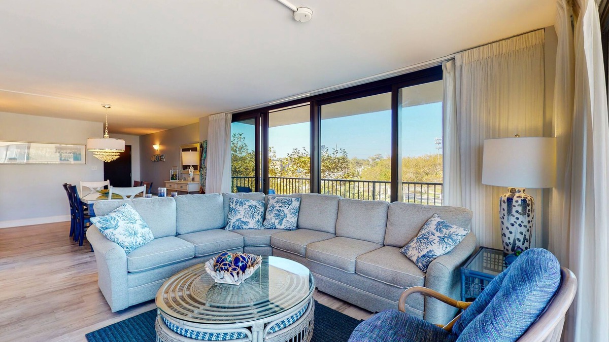 Bethany Beach Condo | Sea Colony Ocean 2nd floor condo w/elevator, gym, and free WiFi