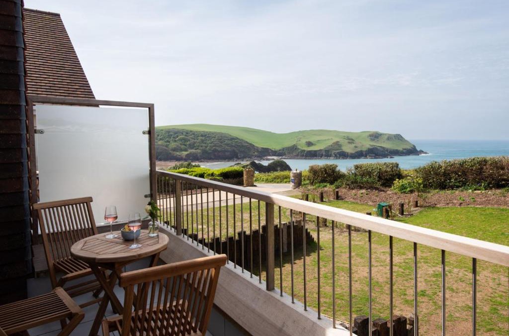 Hope-Cove House | Sea Cove