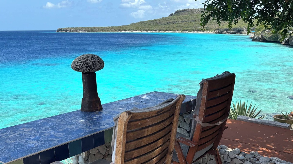 Bisento Cottage | SEA FRONT-Private, natural, couples-only.unique paradise focused on peace