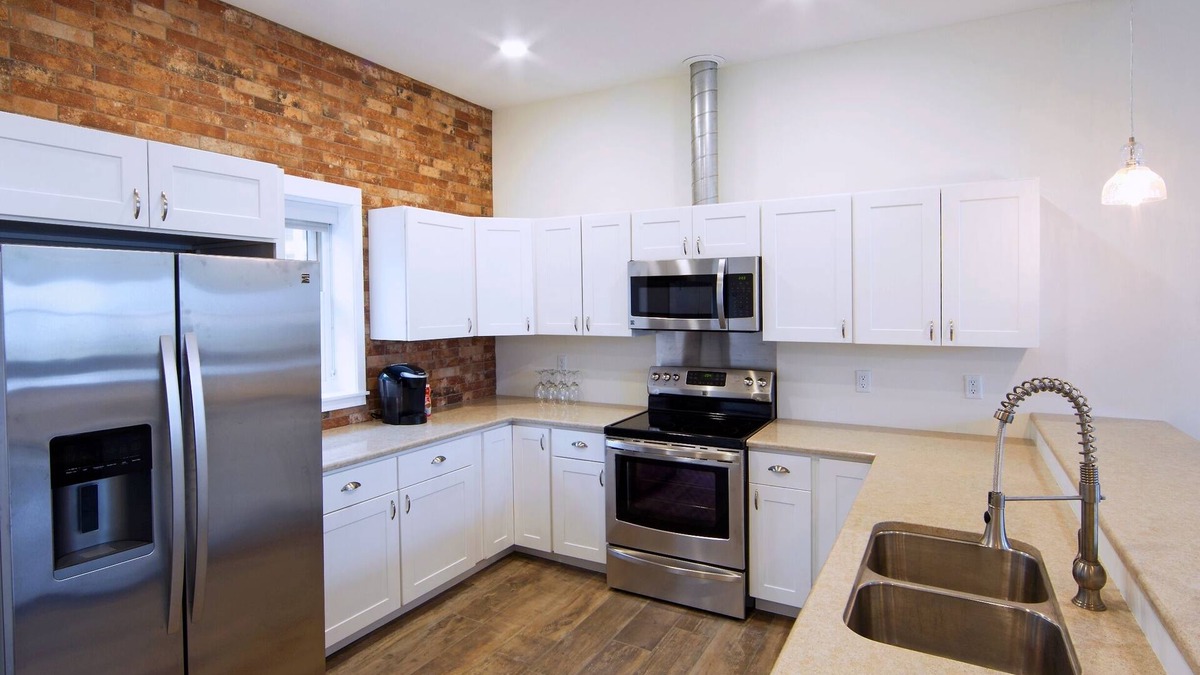 Watkins Glen House | Sea Glass Vacation Rental - Walking To Watkins Glen Attractions