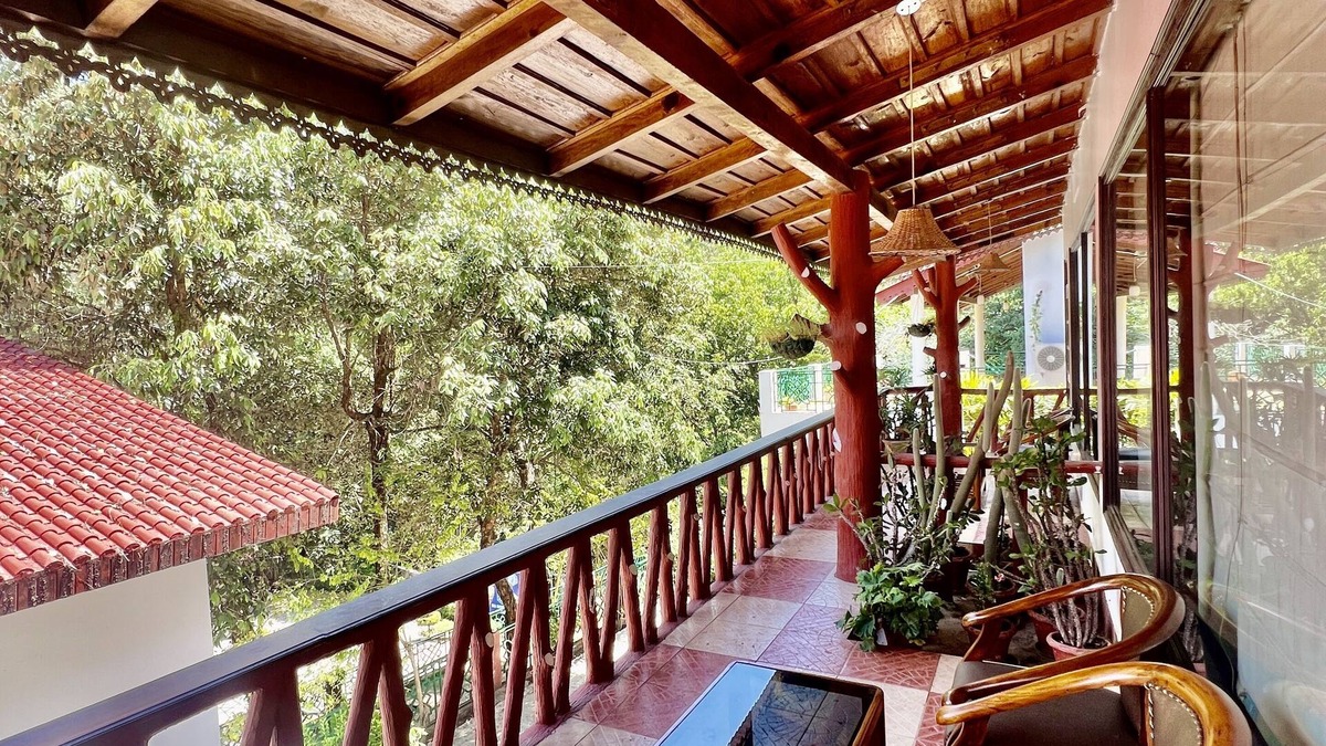 Bhimtal Hotel | Sea Hawk Hill Resort - A Luxury Boutique Resort