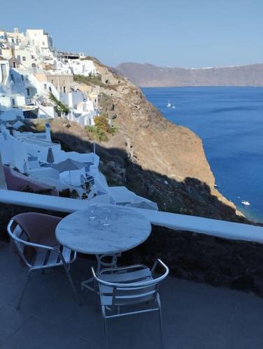 Oia House | SEA HEAVEN CAVE