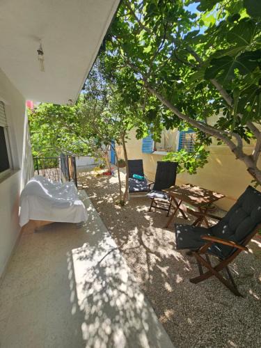 Slatine Apartment | Sea Land 1
