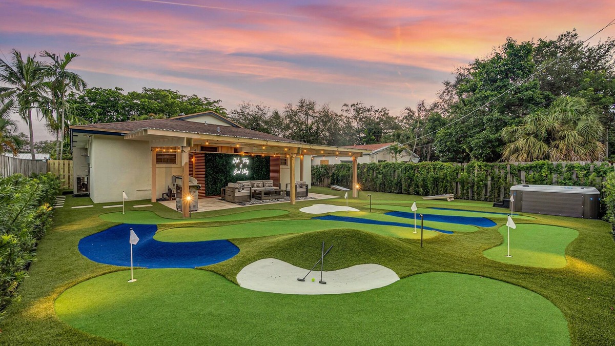 River Oaks House | Sea-renity Villa: golf, games, spa, beach, 3 miles from FLL airport
