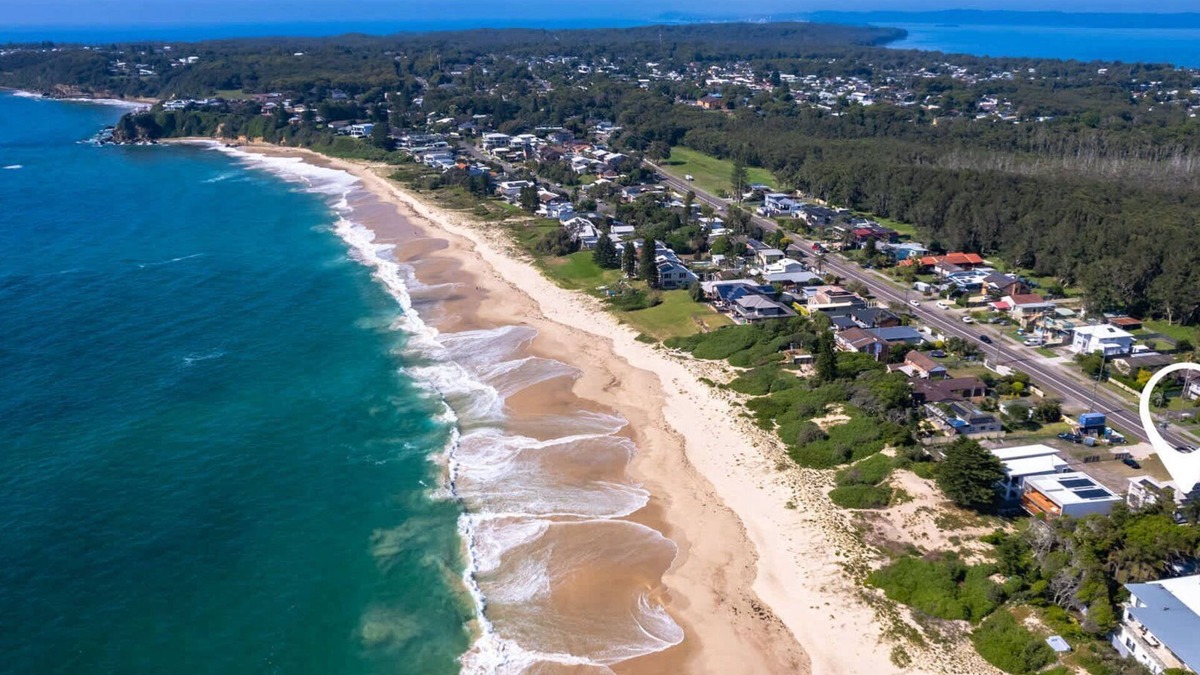 Noraville House | Sea Shell - Brand New House w Direct Beach Access