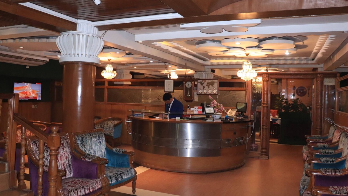 Uttara Hotel | Sea Shell Hotel & Restaurant