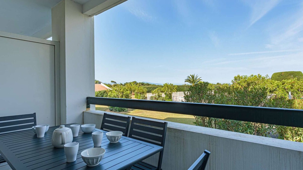 Bidart Apartment | Sea View Apartment with Pool, Tennis & Balcony Near Golf & Beach