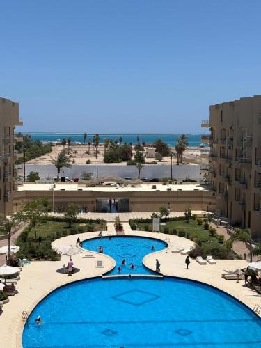 Al Mamsha El Seyahi Apartment | Sea View Beach Access Princess Resort Hurghada