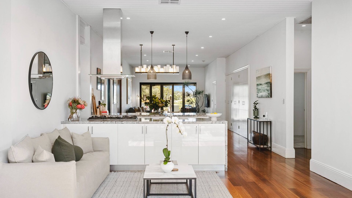 Cottesloe House | Sea View House - 250m to beach + golf course views