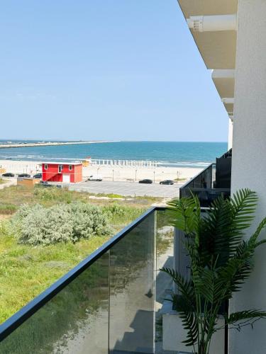 Navodari Apartment | Sea View Luxury Retreat - private parking