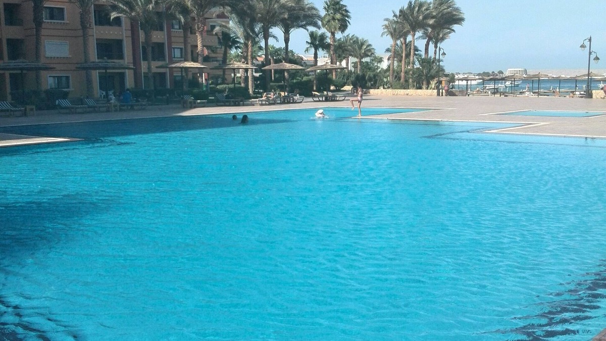 Al Mamsha El Seyahi Apartment | Sea view luxury apartment with private beach